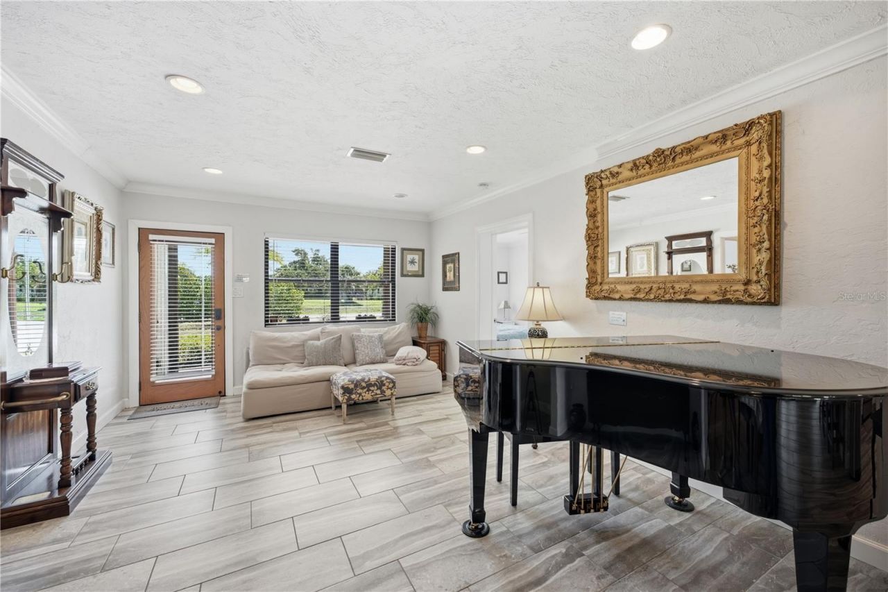 4925 Remington Drive, Sarasota, FL 34234 Photo
