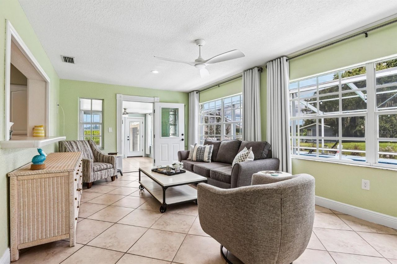 408 Holloway Road, Plant City, FL 33567 Photo