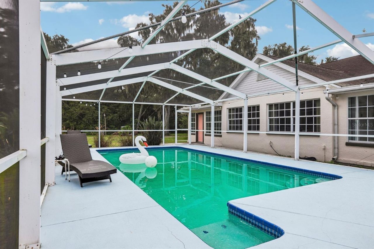 408 Holloway Road, Plant City, FL 33567 Photo