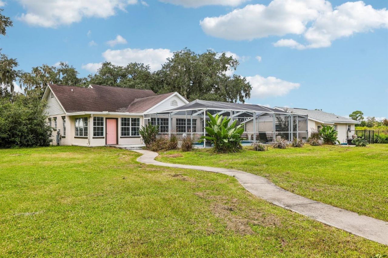 408 Holloway Road, Plant City, FL 33567 Photo