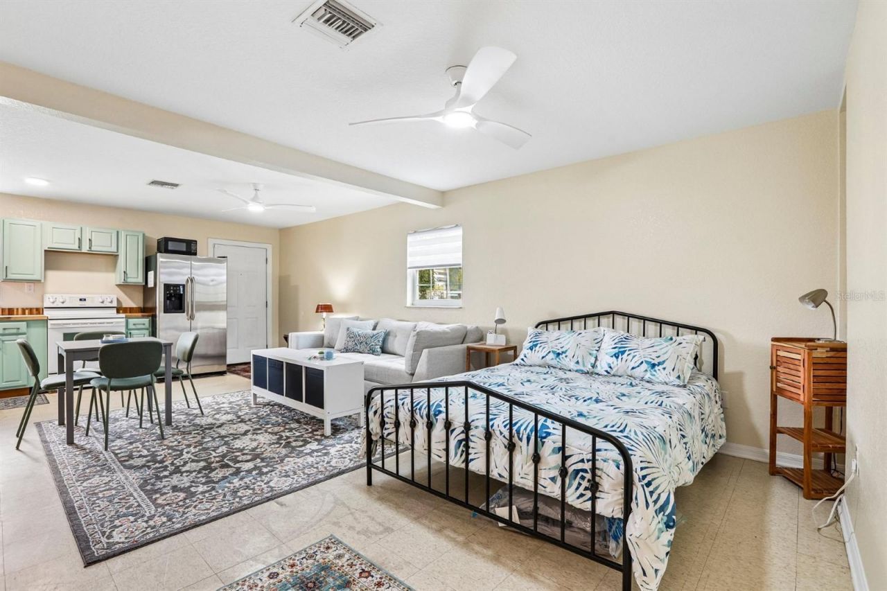 408 Holloway Road, Plant City, FL 33567 Photo