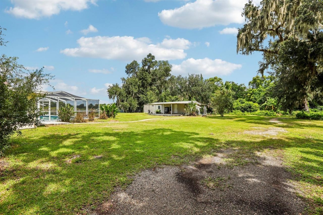 408 Holloway Road, Plant City, FL 33567 Photo