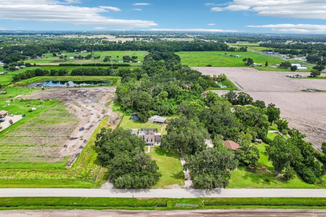 408 Holloway Road, Plant City, FL 33567 Photo