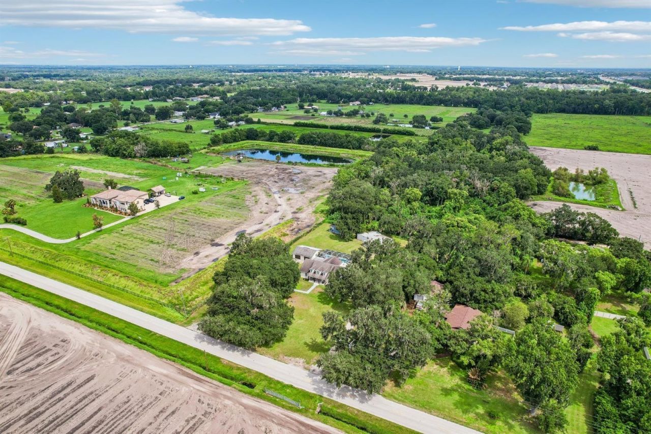 408 Holloway Road, Plant City, FL 33567 Photo