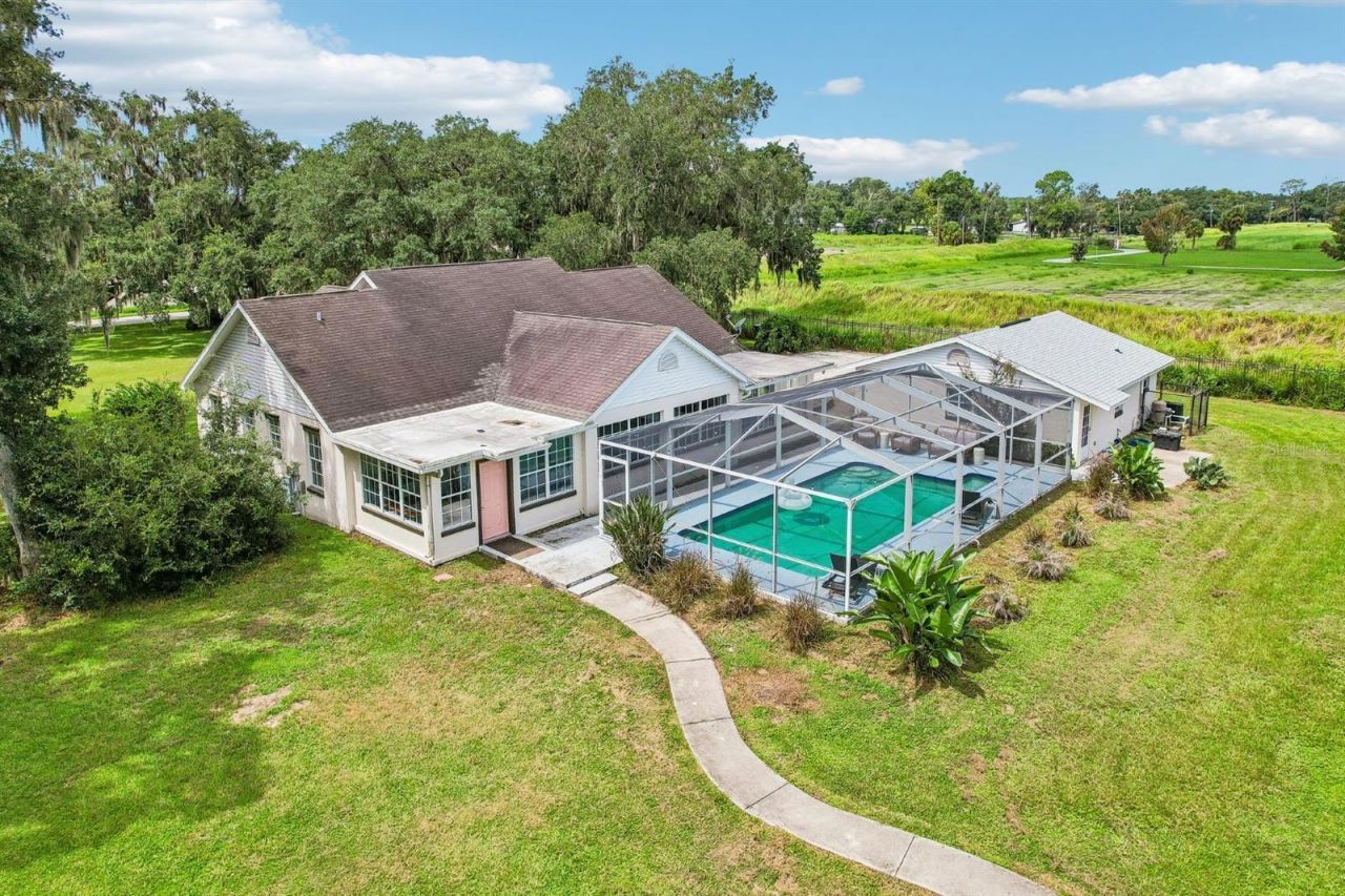 408 Holloway Road, Plant City, FL 33567 Photo