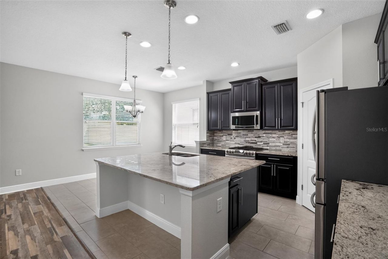 11014 Spring Point Circle , Riverview, FL 33579 Photo
