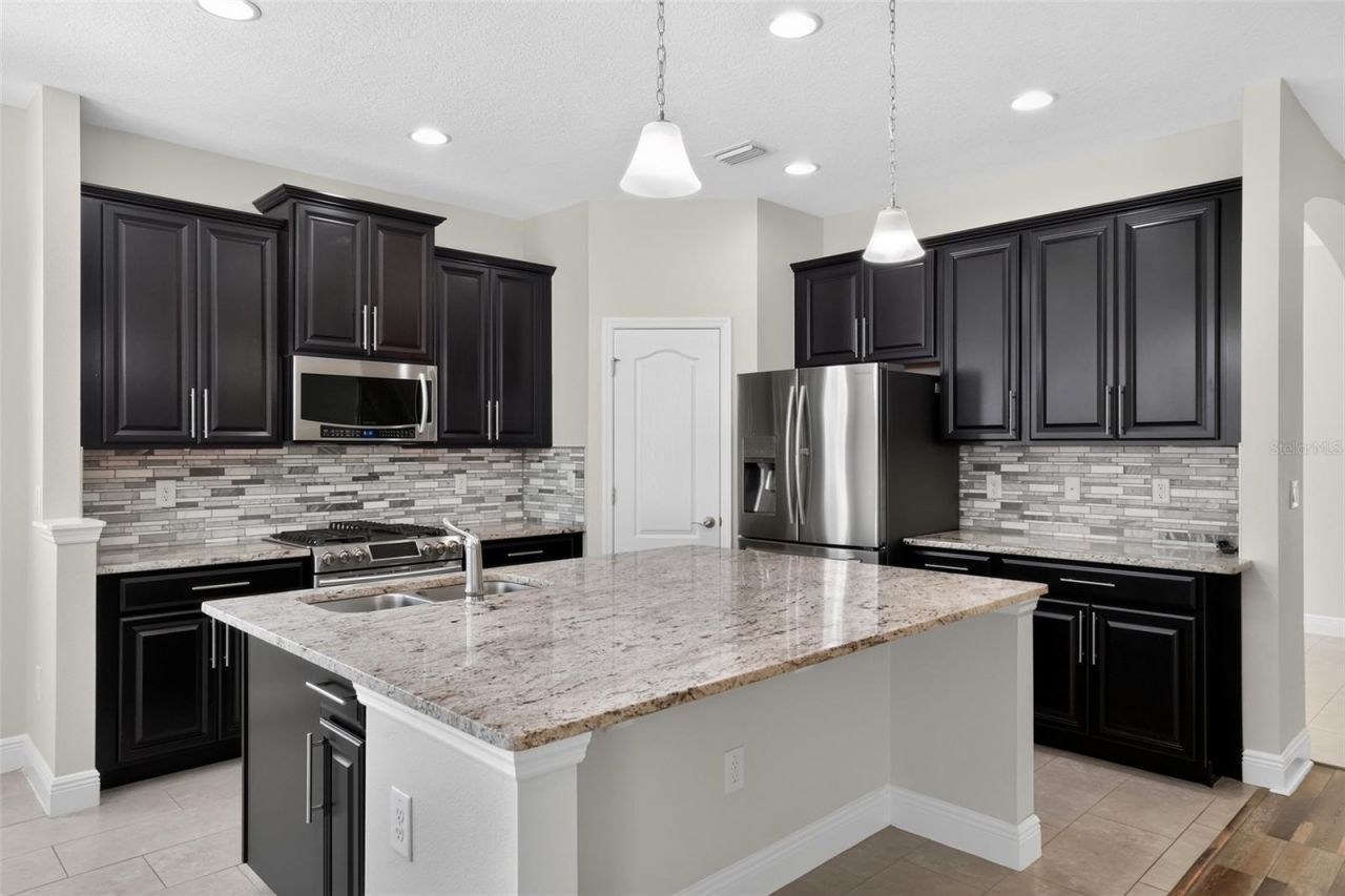 11014 Spring Point Circle , Riverview, FL 33579 Photo