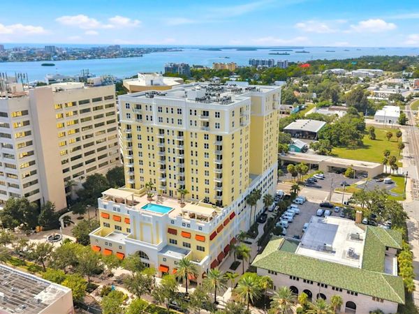 628 CLEVELAND STREET , Unit 1507, CLEARWATER, FL 33755