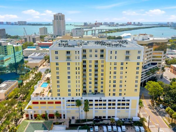 628 CLEVELAND STREET, Unit 1211, CLEARWATER, FL 33755