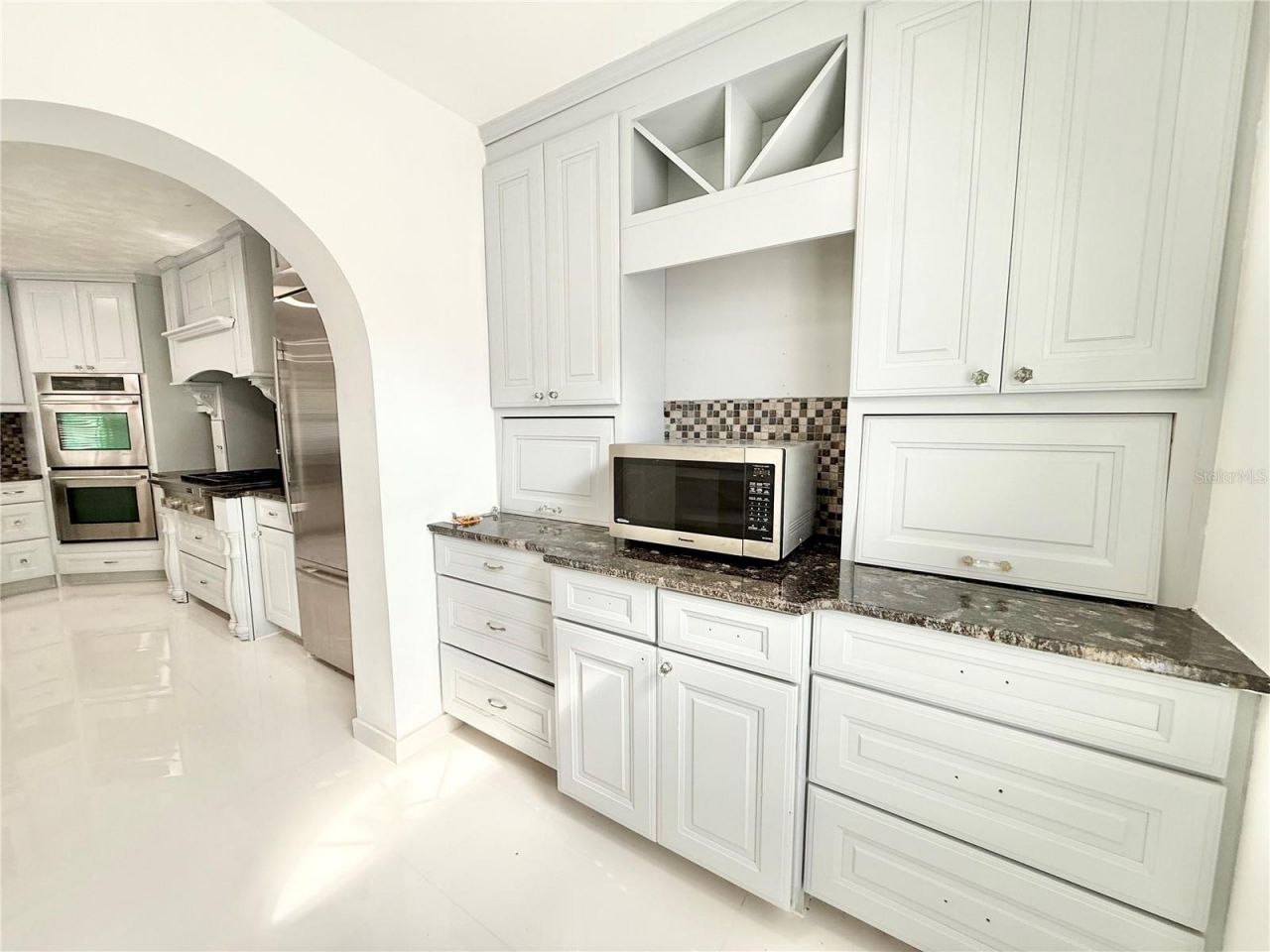 6710 Myrna Drive, Tampa, FL 33619 Photo