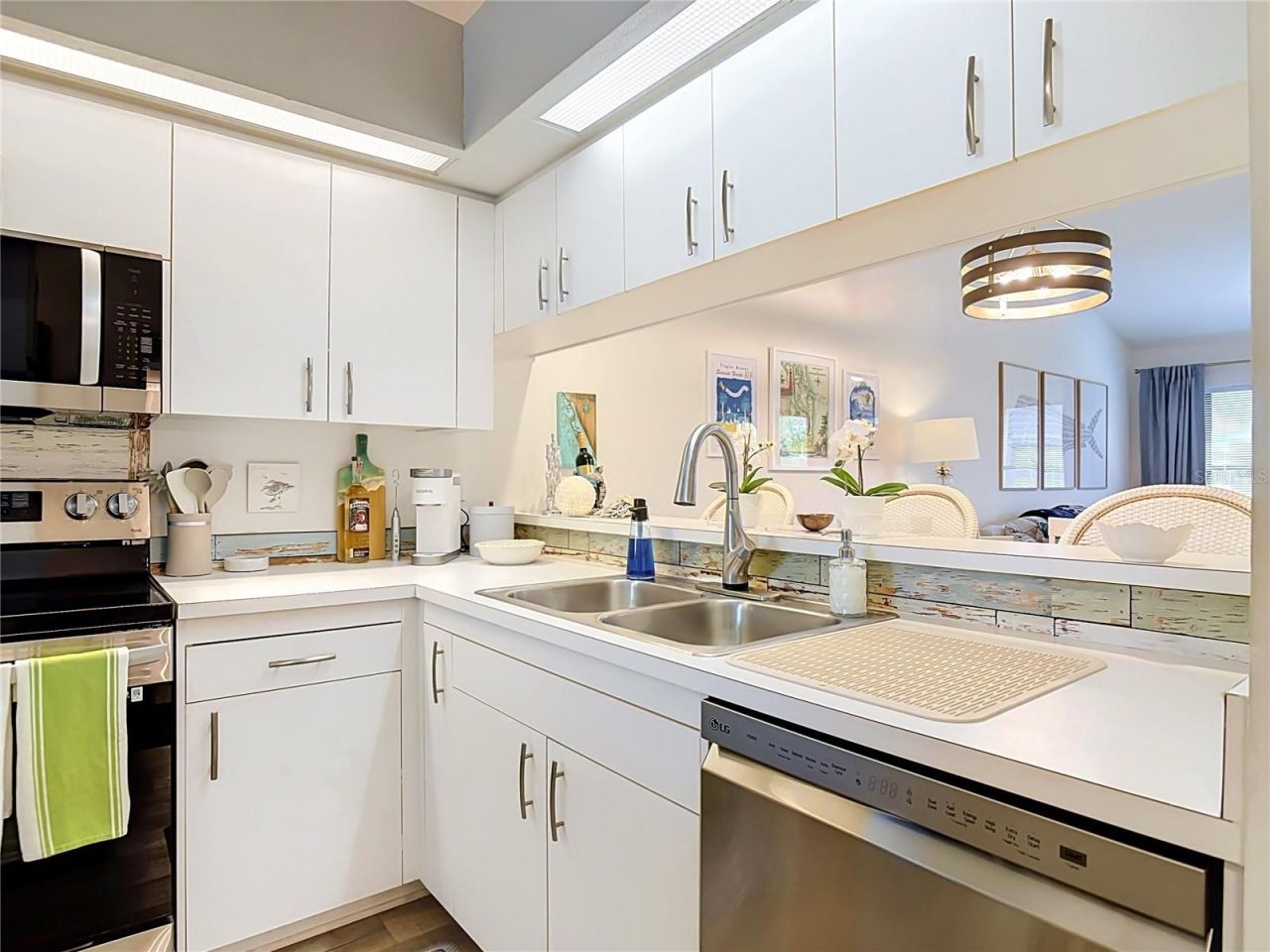 404 Bouchelle Drive, Unit 203, New Smyrna Beach, FL 32169 Photo