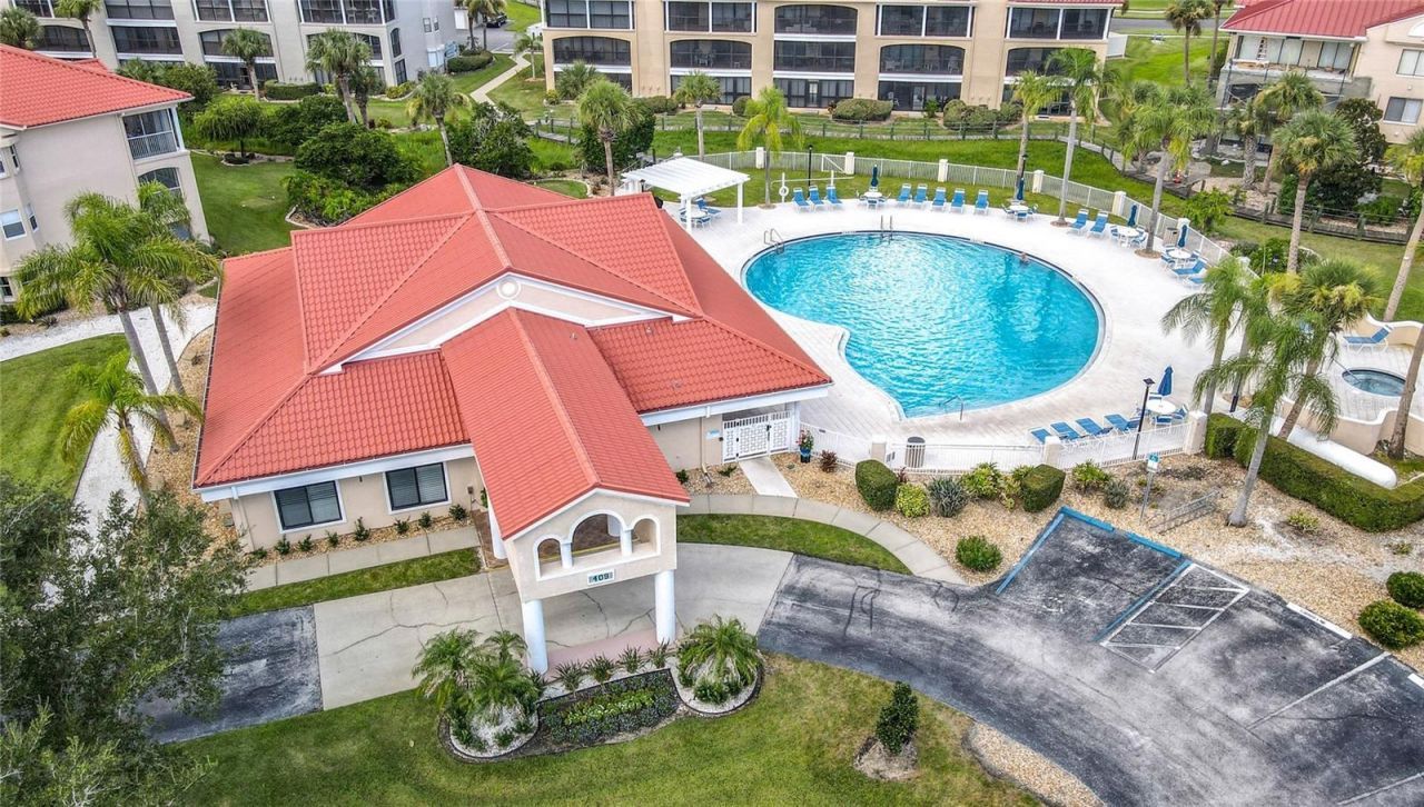 404 Bouchelle Drive, Unit 203, New Smyrna Beach, FL 32169 Photo