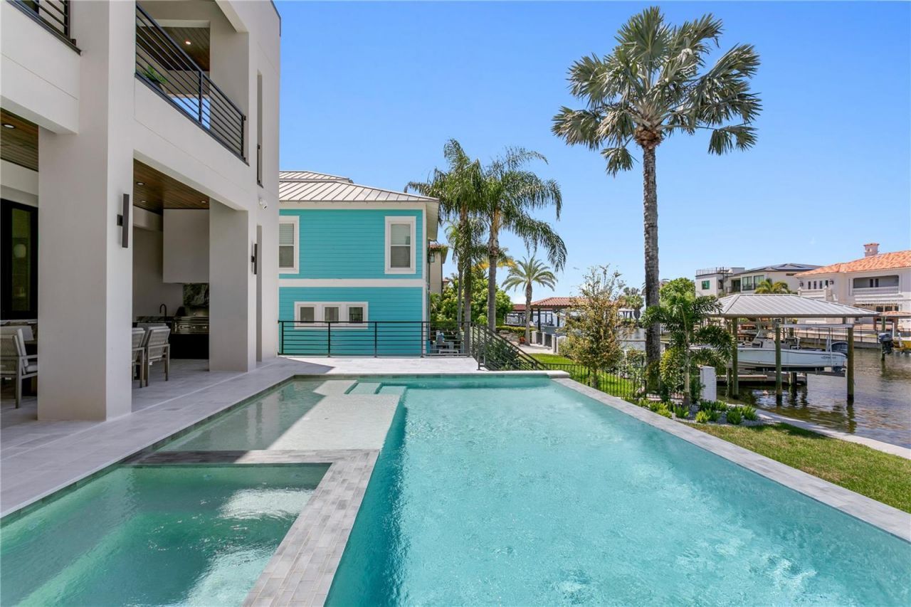 5007 W San Miguel Street, Tampa, FL 33629 Photo