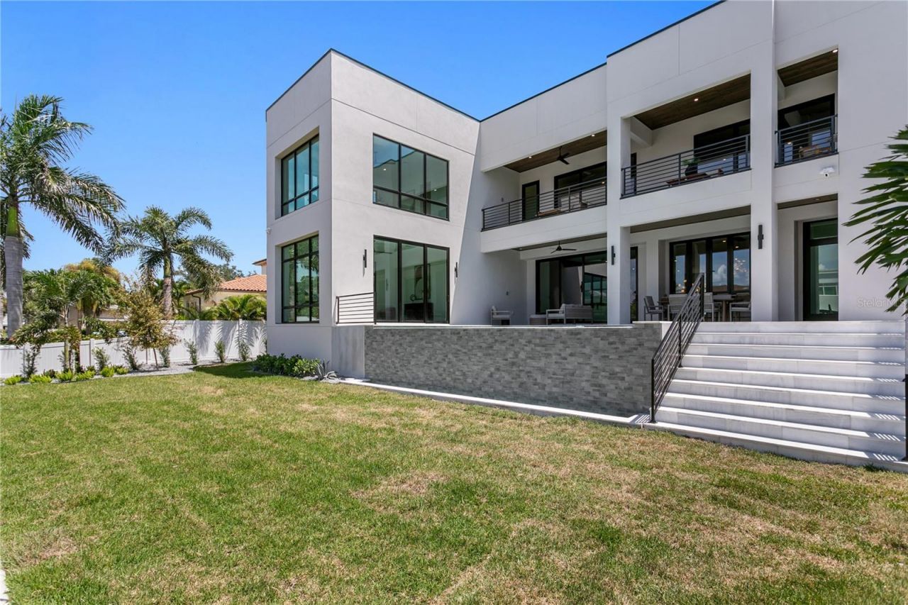 5007 W San Miguel Street, Tampa, FL 33629 Photo