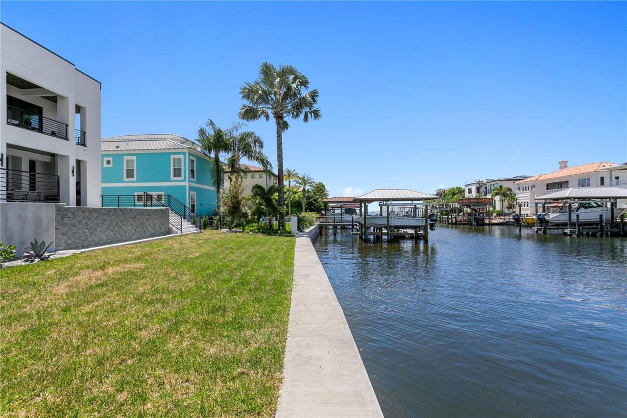 5007 W San Miguel Street, Tampa, FL 33629 Photo