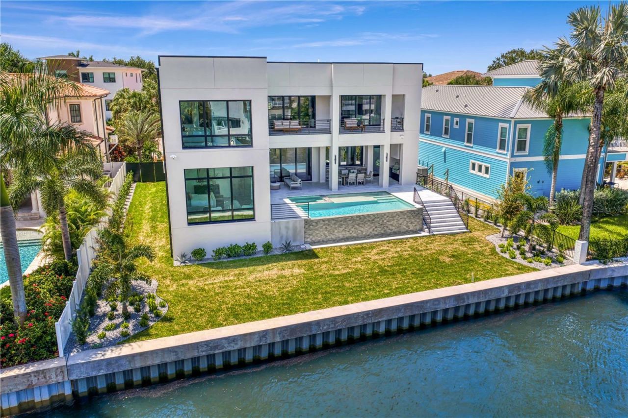 5007 W San Miguel Street, Tampa, FL 33629 Photo