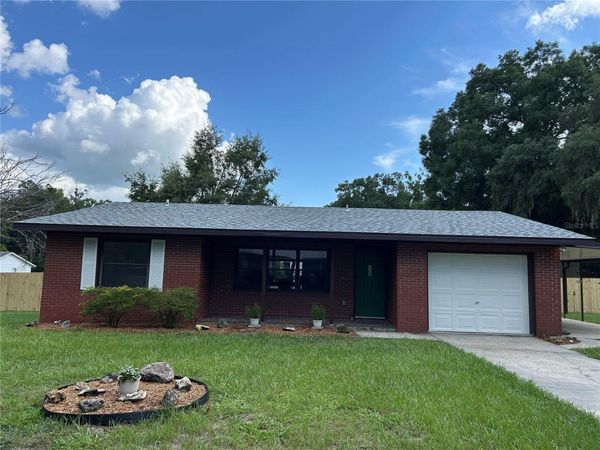 25639 SW 18TH AVENUE , NEWBERRY, FL 32669