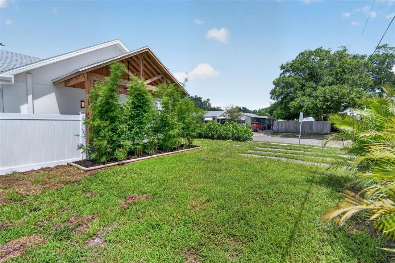 4847 Dr Martin Luther King Jr Street N, Saint Petersburg, FL 33703 Photo