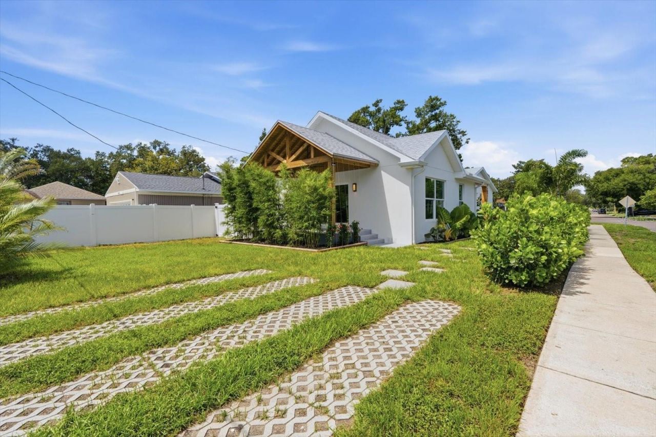 4847 Dr Martin Luther King Jr Street N, Saint Petersburg, FL 33703 Photo