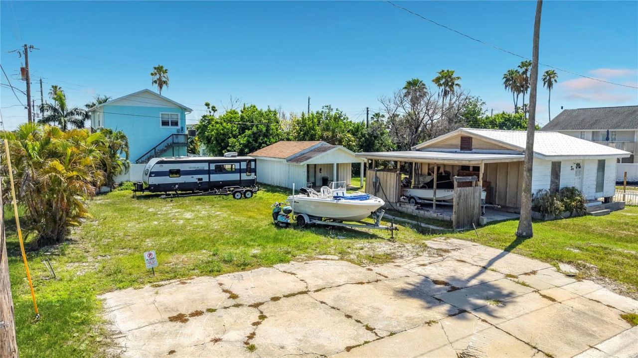14065 Palm St, Madeira Beach, FL 33708 Photo