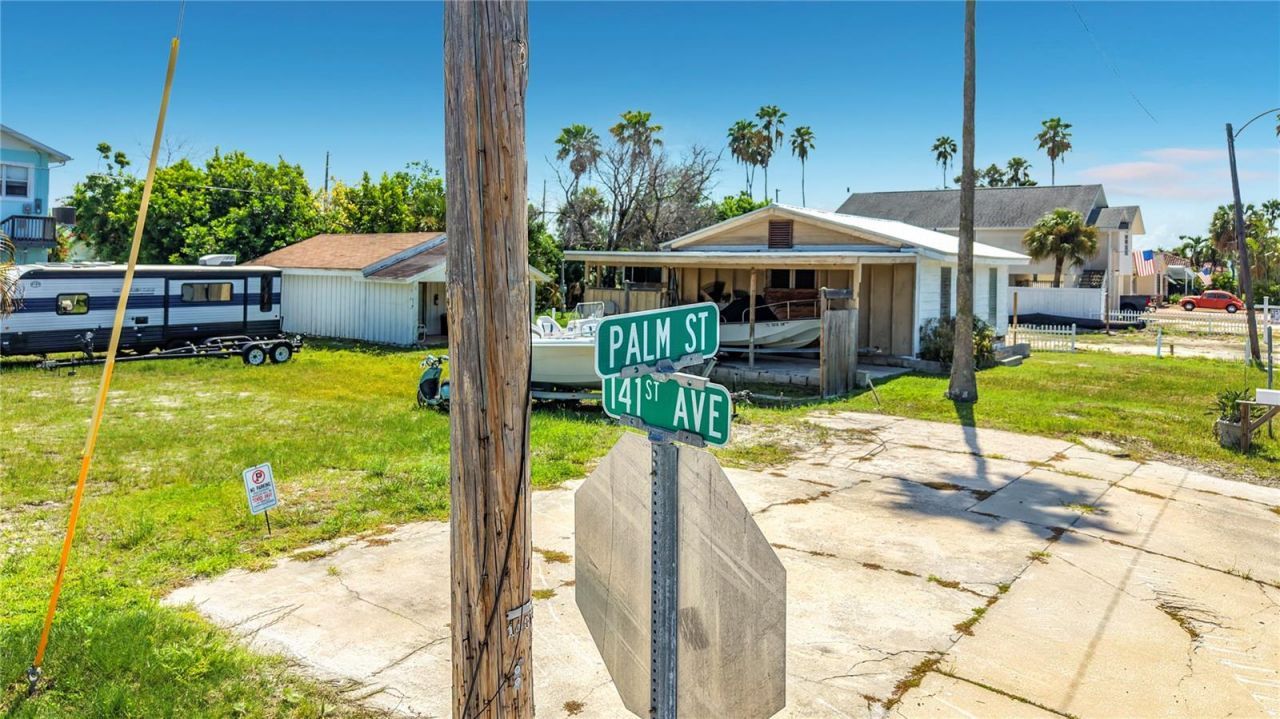 14065 Palm St, Madeira Beach, FL 33708 Photo