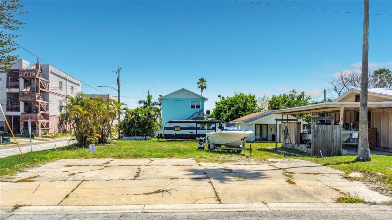 14065 Palm St, Madeira Beach, FL 33708 Photo