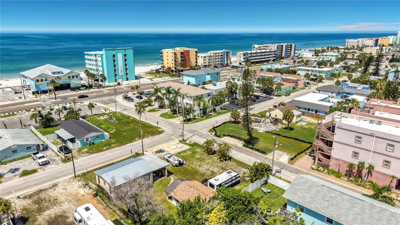 14065 Palm St, Madeira Beach, FL 33708 Photo