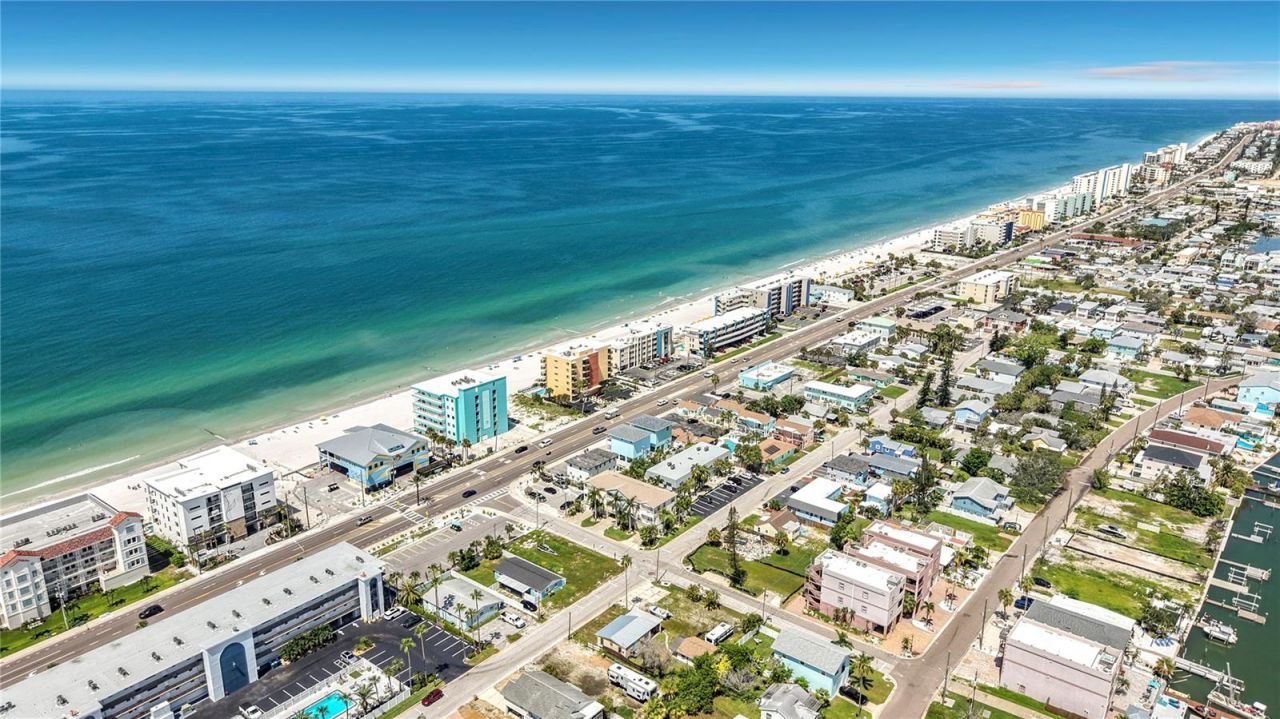 14065 Palm St, Madeira Beach, FL 33708 Photo