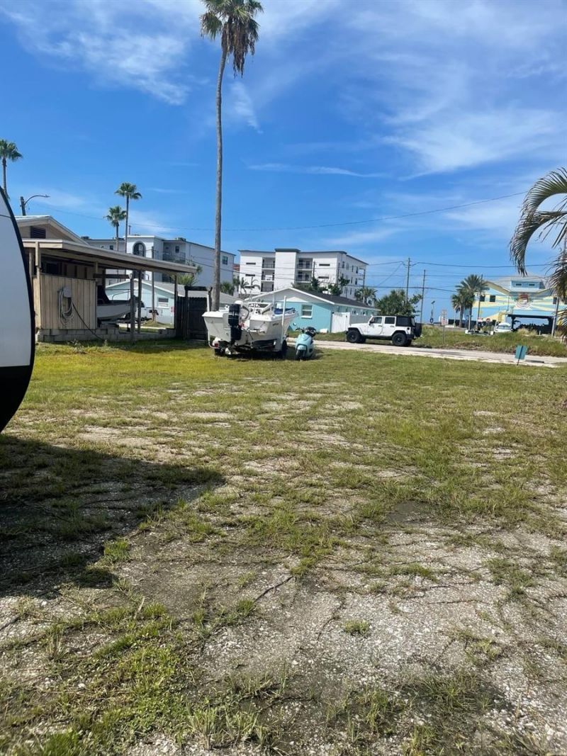 14065 Palm St, Madeira Beach, FL 33708 Photo