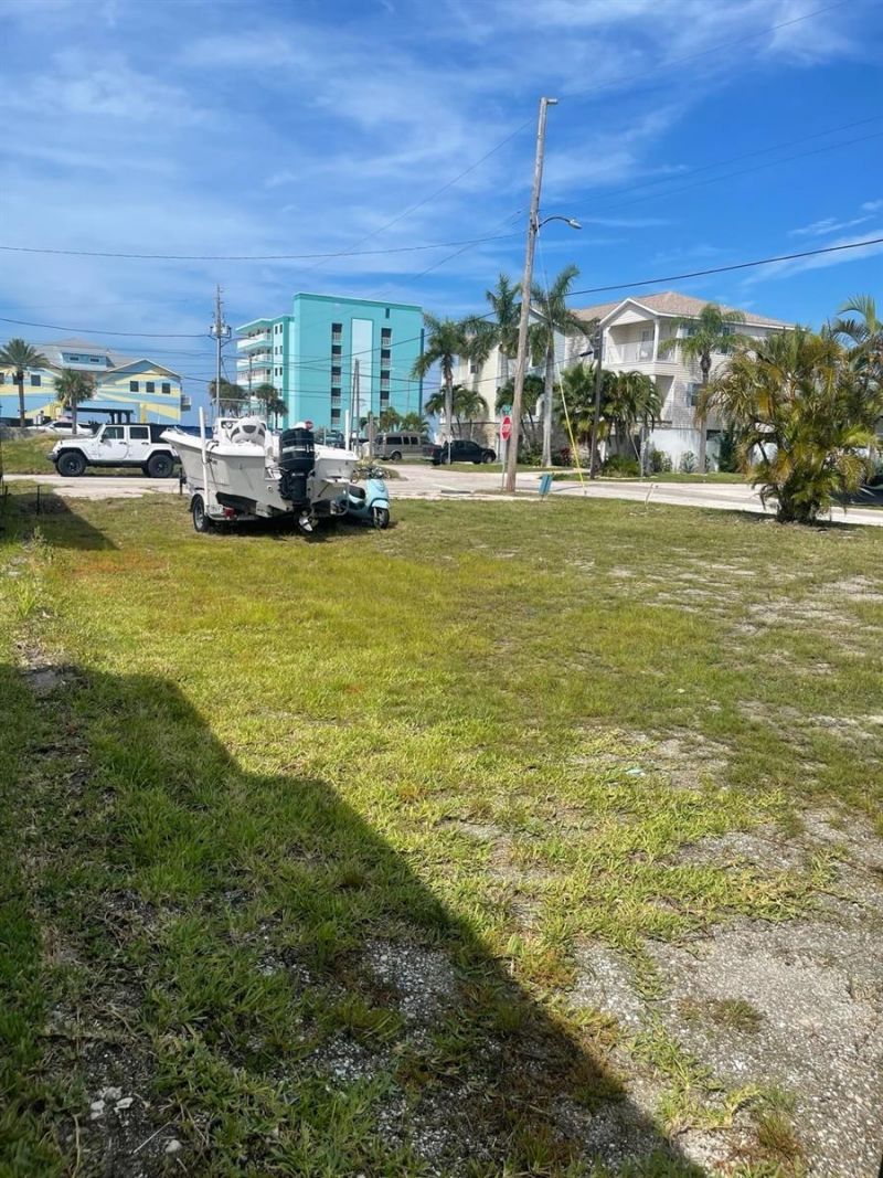 14065 Palm St, Madeira Beach, FL 33708 Photo