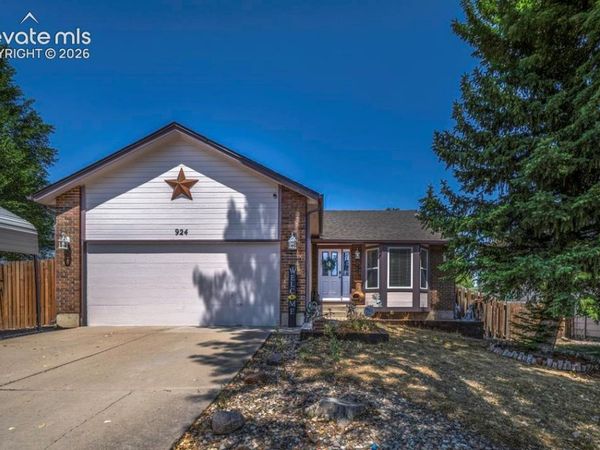 924 White Stone Way, Fountain, CO 80817