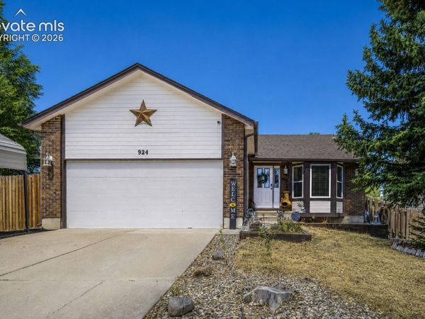 924 White Stone Way, Fountain, CO 80817