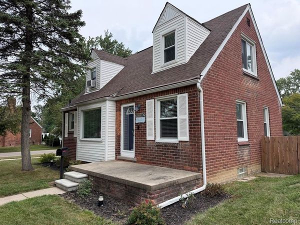 10082 Cardwell Street, Livonia, Mi 48150