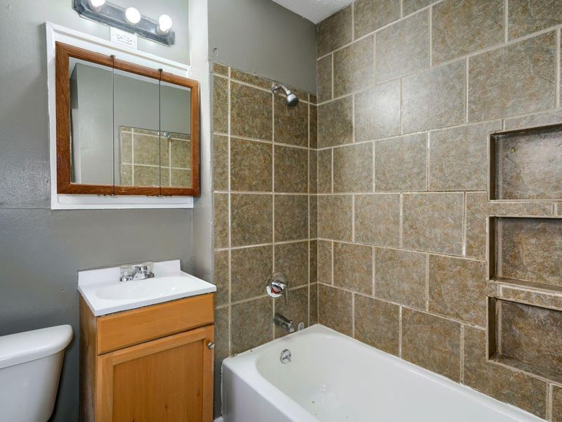 28 S Warren Avenue, Columbus, OH 43204 Photo 7