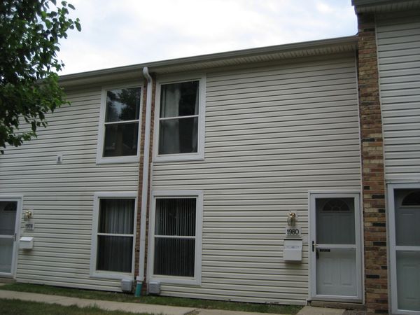 1980 Huntington Boulevard , Hoffman Estates, IL 60169