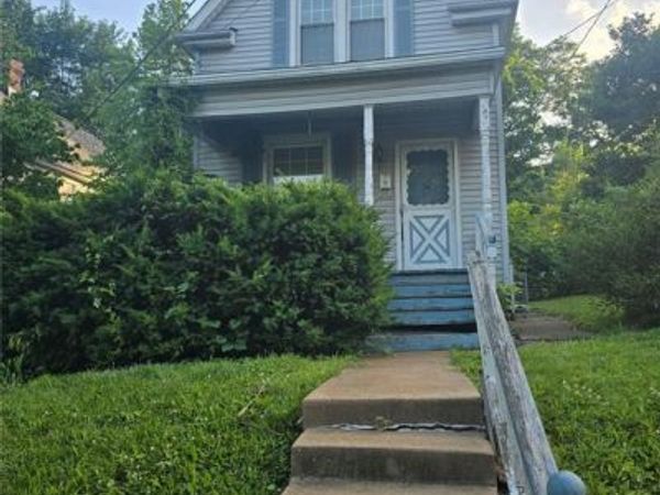 7134 Drury Lane , St Louis, MO 63143