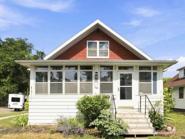 1021 9th Avenue N, Fargo, ND 58102