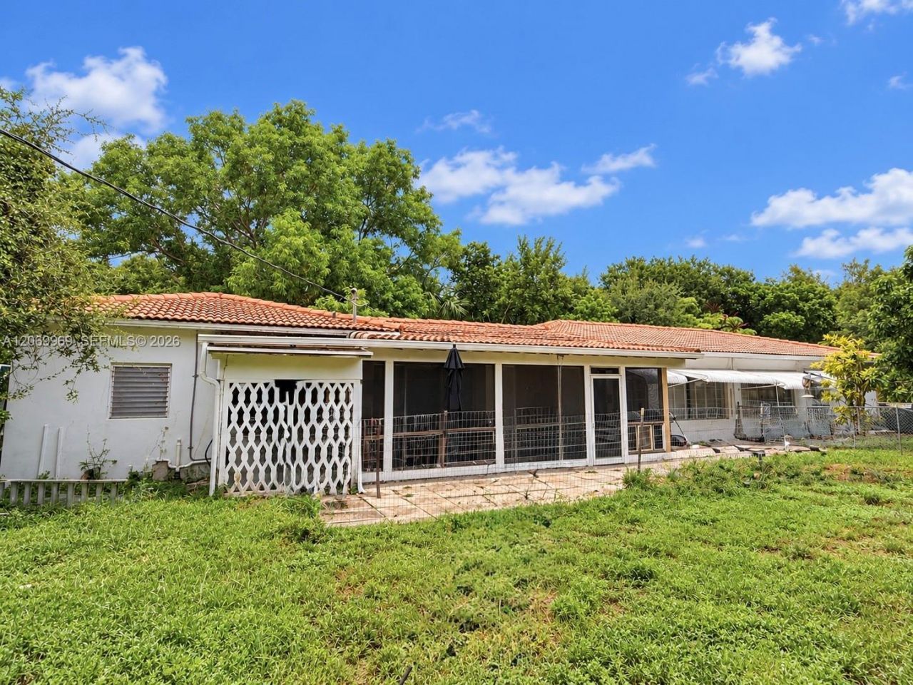1120 NE 115th St, Biscayne Park, FL 33161 Photo