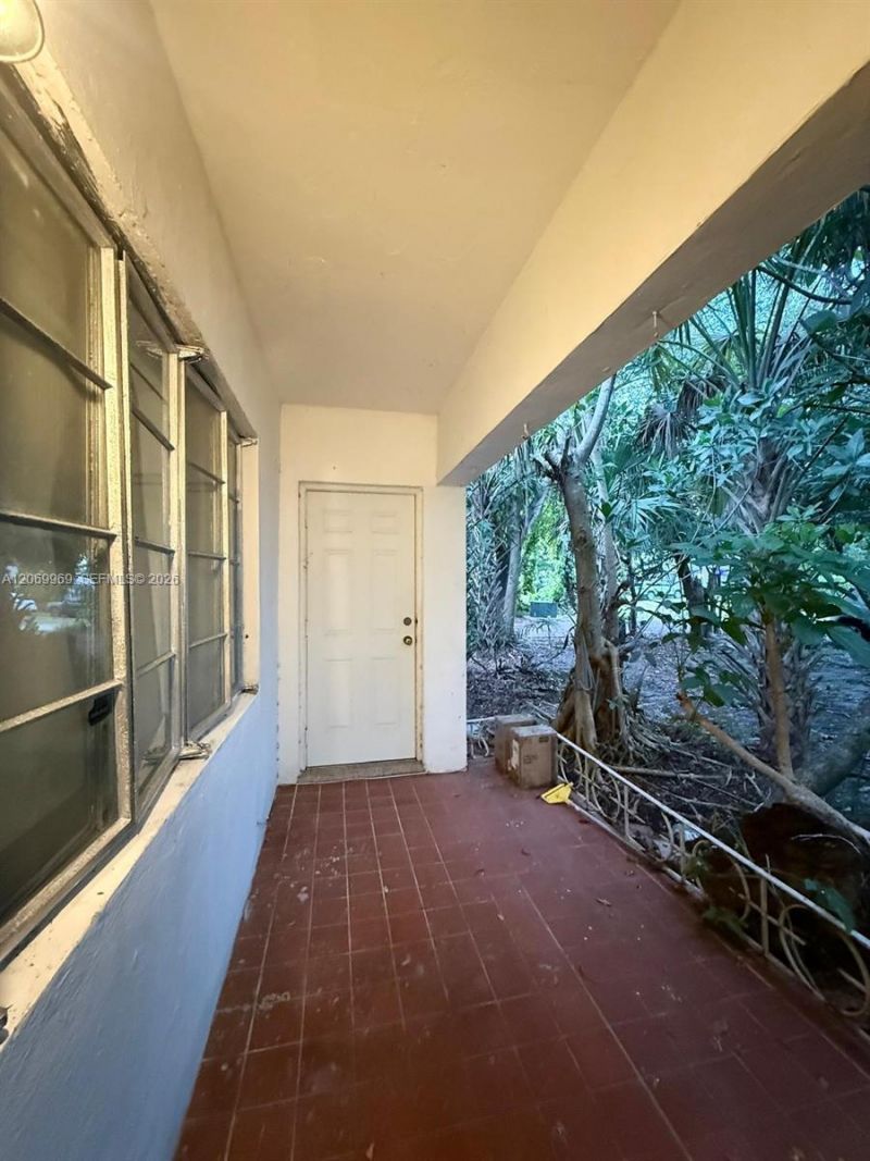 1120 NE 115th St, Biscayne Park, FL 33161 Photo