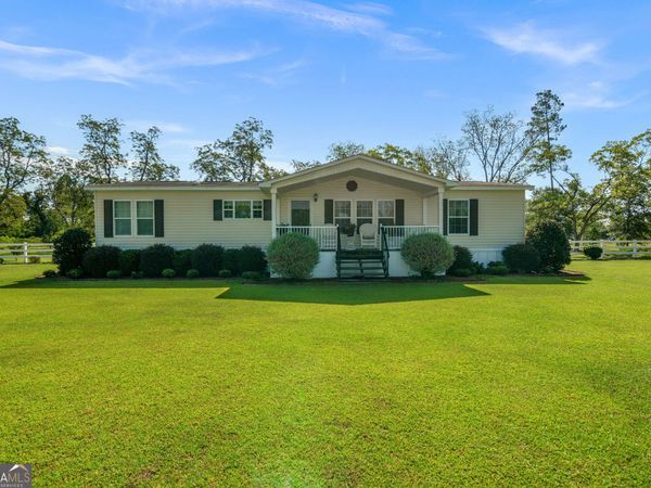6084 Youmans Chapel Road, Blackshear, GA 31516