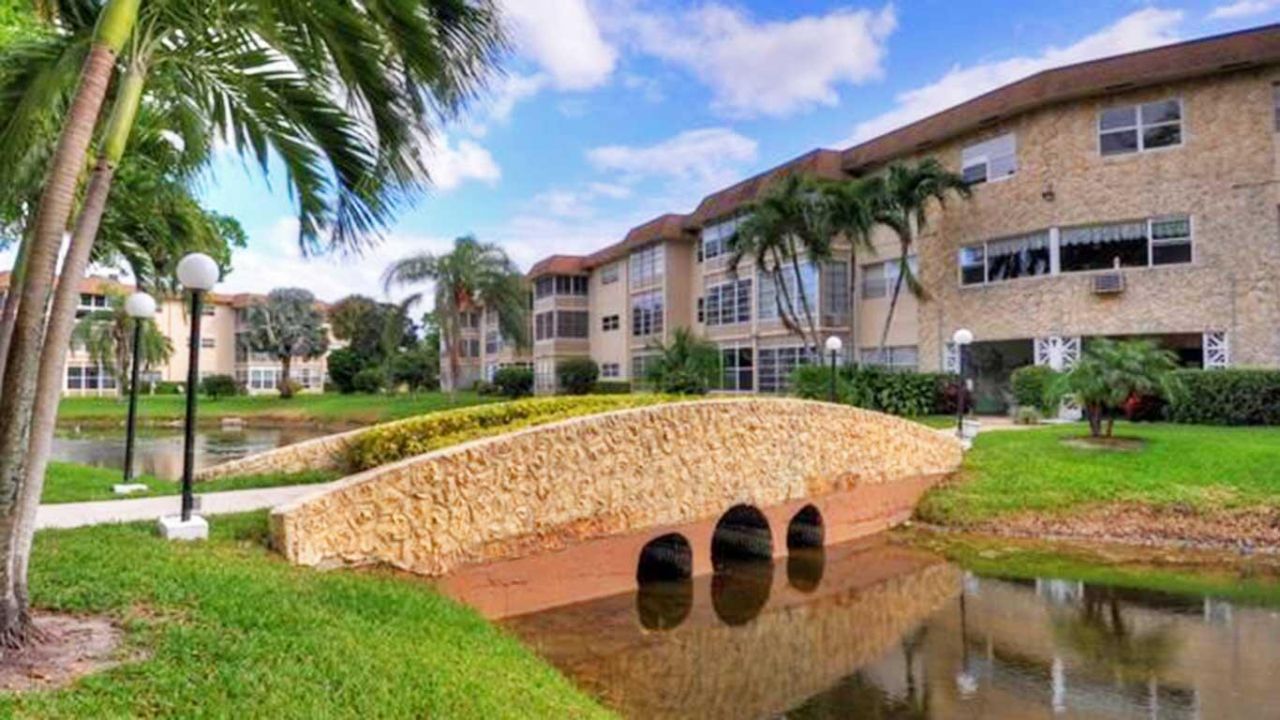 3401 NW 47th Avenue, Unit 401, Lauderdale Lakes, FL 33319 Photo