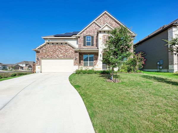 101 Caponi Fish LN , Hutto, TX 78634