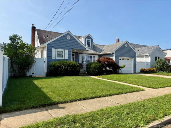 62 Bernard Street , Massapequa, NY 11758