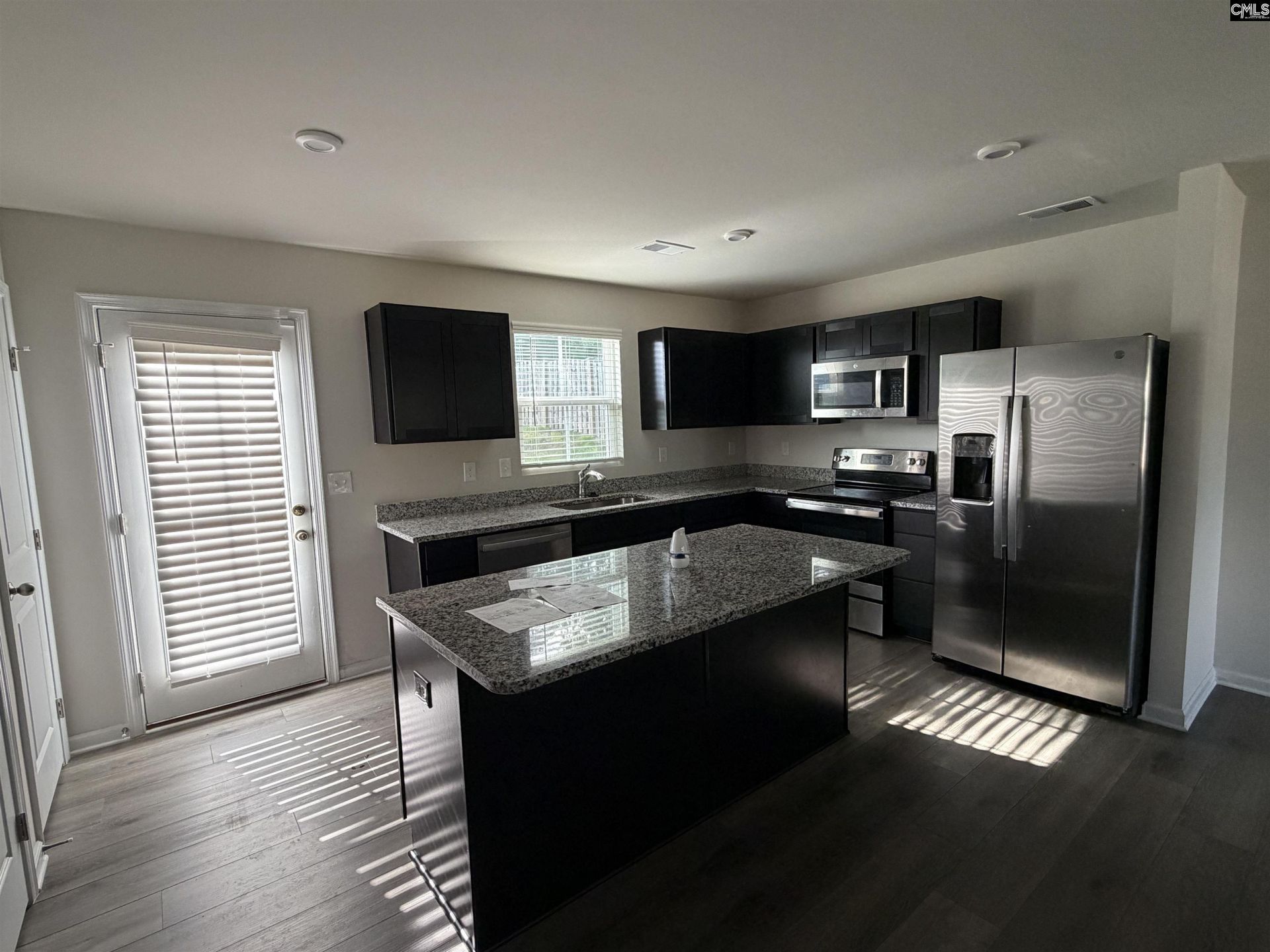 3000 Blue Brook Lane  Photo 4