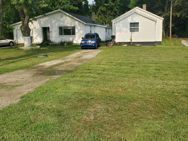 431 N Crystal Avenue, Benton Harbor, MI 49022