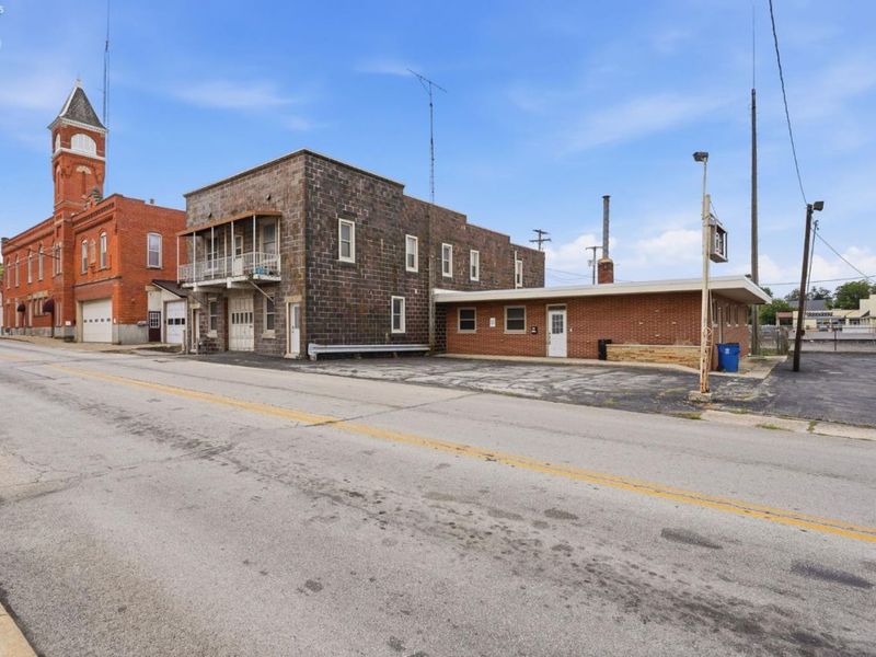 115 Exchange Street, Bellevue, OH 44811 Photo 3