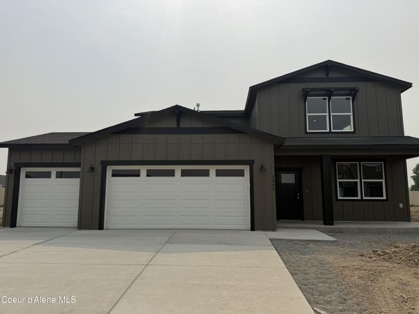 4464 E Rare Fox AVE , Post Falls, ID 83854