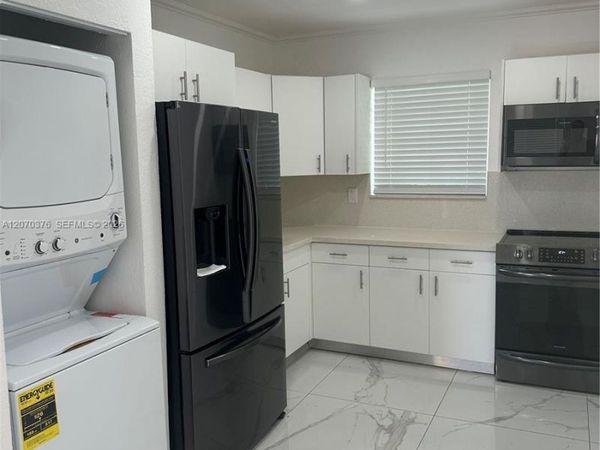 Unit 25, Miami, FL 33125