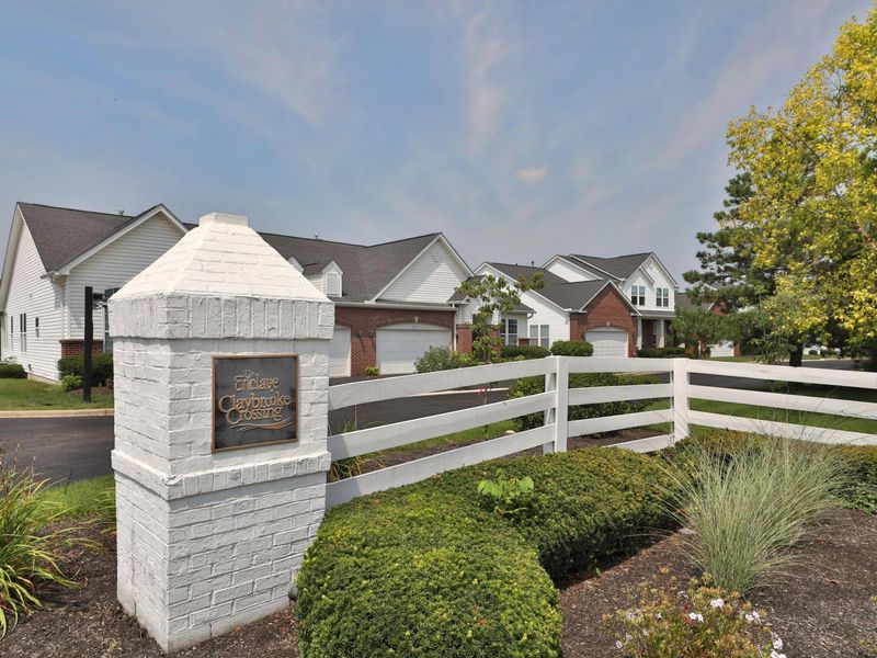 5037 Barkstone Drive, Grove City, OH 43123 Photo 2