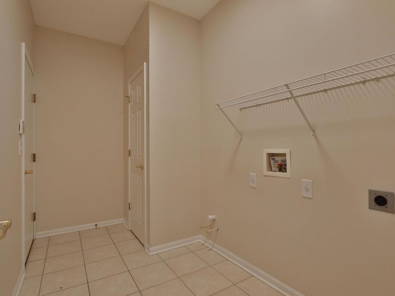 5037 Barkstone Drive, Grove City, OH 43123 Photo 29